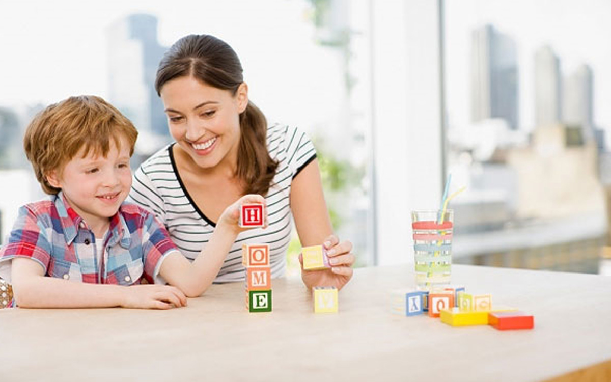 M&aacute;ch mẹ b&iacute; quyết gi&uacute;p trẻ hứng th&uacute; hơn với việc học tập ngay từ nhỏ